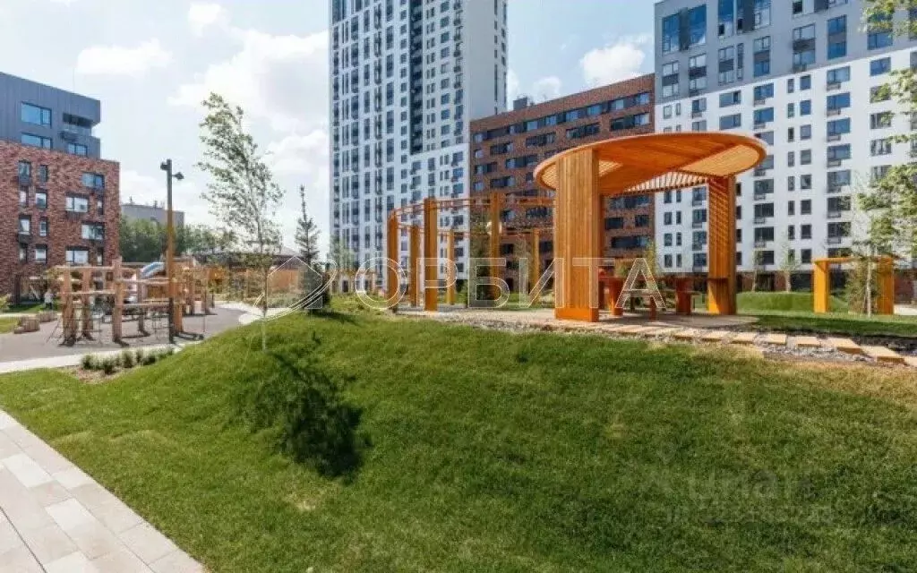 2-к кв. Тюменская область, Тюмень ул. 50 лет Октября, 63Г (64.0 м) - Фото 2