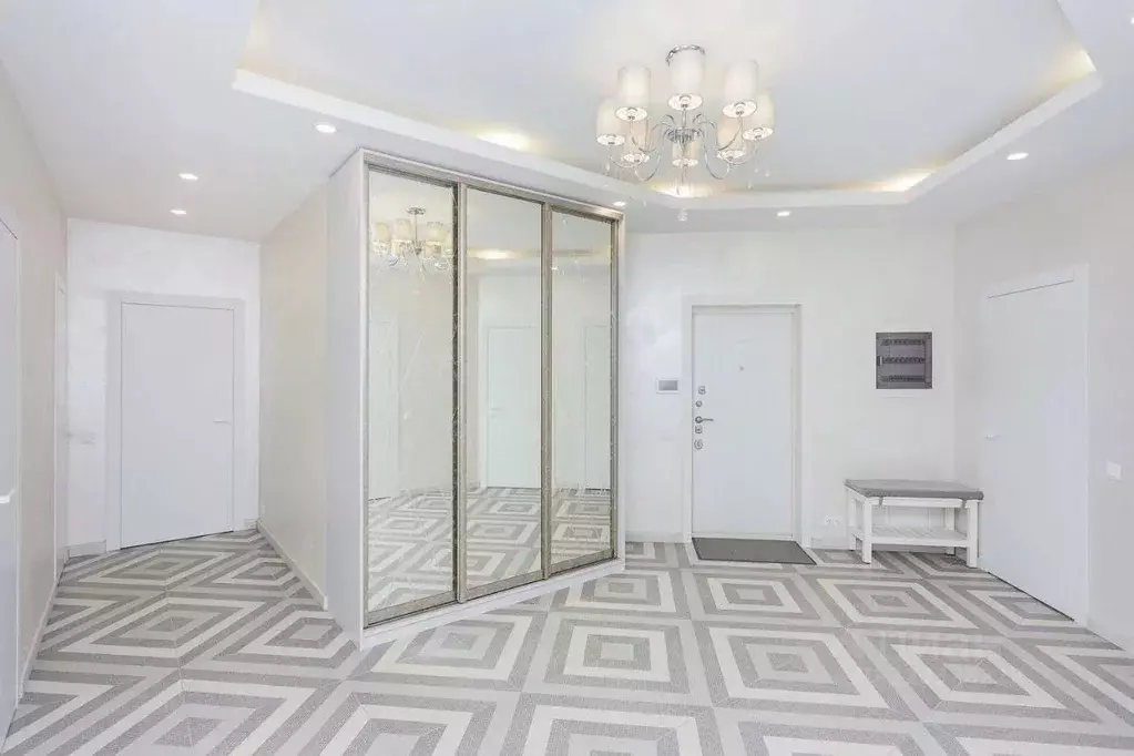 3-к кв. Московская область, Реутов ул. Реутовских ополченцев, 8 (148.0 ... - Фото 1