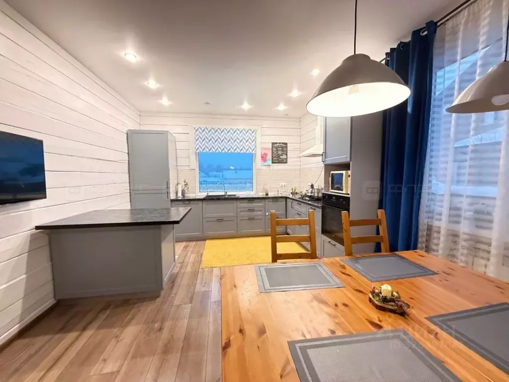 Дом в Татарстан, Пестречинский район, Кощаковское с/пос, д. Званка  ... - Фото 1