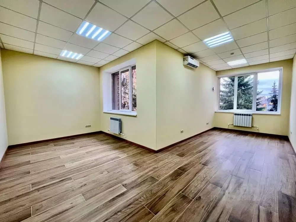 Офис в Иркутская область, Иркутск ул. Генерала Доватора, 27Б (200 м) - Фото 1