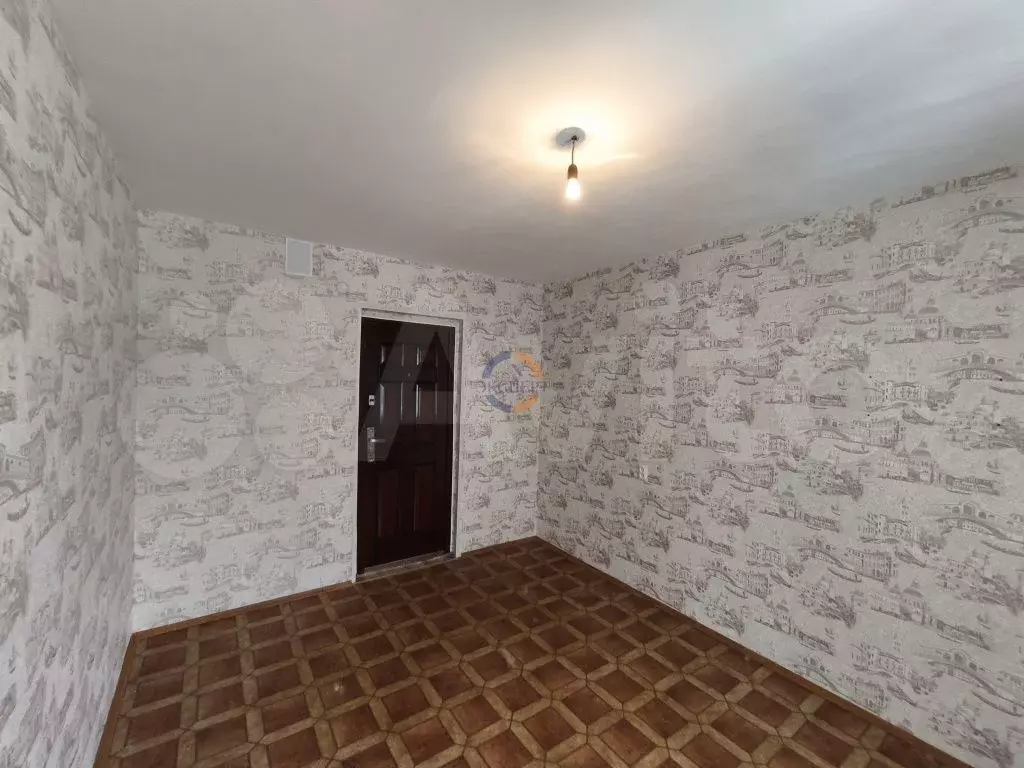 Комната 12,8 м в 5-к., 3/5 эт. - Фото 1