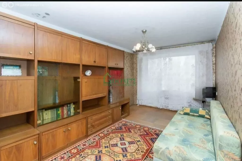 3-комнатная квартира: Тобольск, 6-й микрорайон, 10 (65 м) - Фото 2