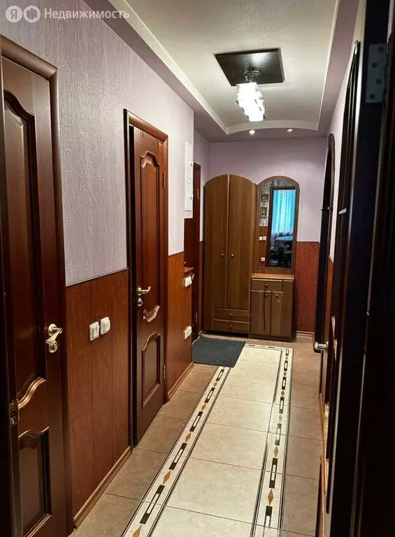 3-комнатная квартира: Санкт-Петербург, улица Маршала Казакова, 11 (82 ... - Фото 0