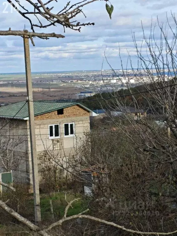 Участок в Крым, Феодосия муниципальный округ, с. Солнечное ул. ... - Фото 2