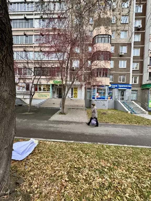 Помещение свободного назначения в Свердловская область, Екатеринбург ... - Фото 1