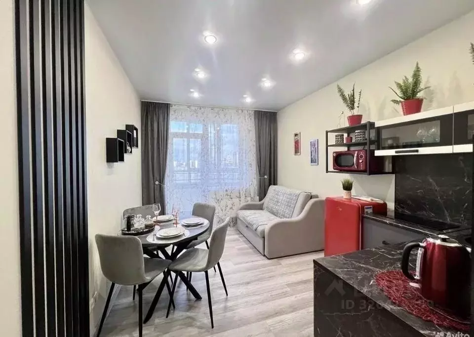 1-к кв. Свердловская область, Екатеринбург ул. Щорса, 103 (50.0 м) - Фото 1