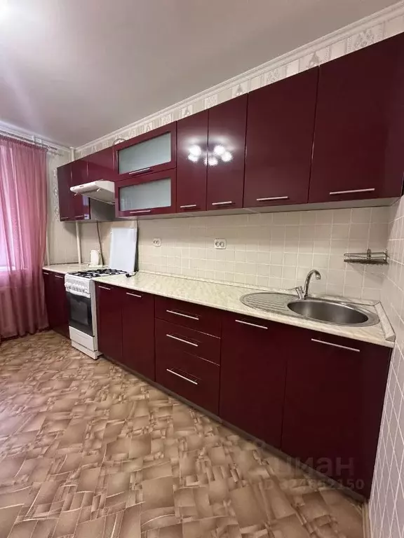 1-к кв. Татарстан, Казань ул. Толбухина, 3 (38.3 м) - Фото 2