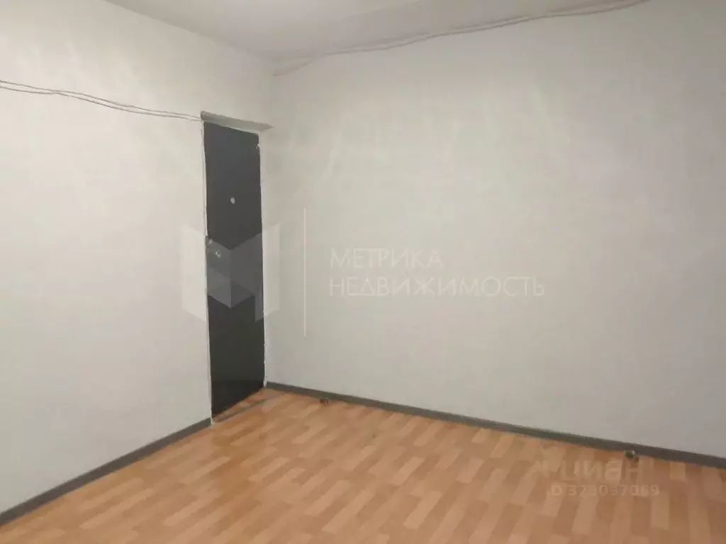 Студия Тюменская область, Тюмень ул. Республики, 212 (13.0 м) - Фото 2