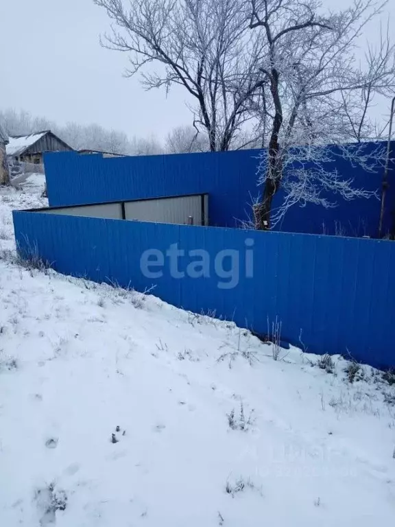 Дом в Курская область, Мантуровский район, Останинский сельсовет, с. ... - Фото 2