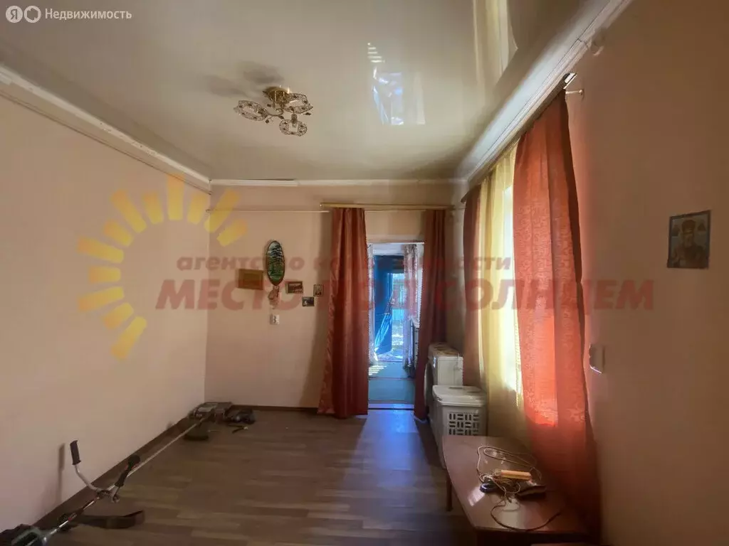 Дом в посёлок Щербиновский, улица Карла Маркса (27 м) - Фото 1