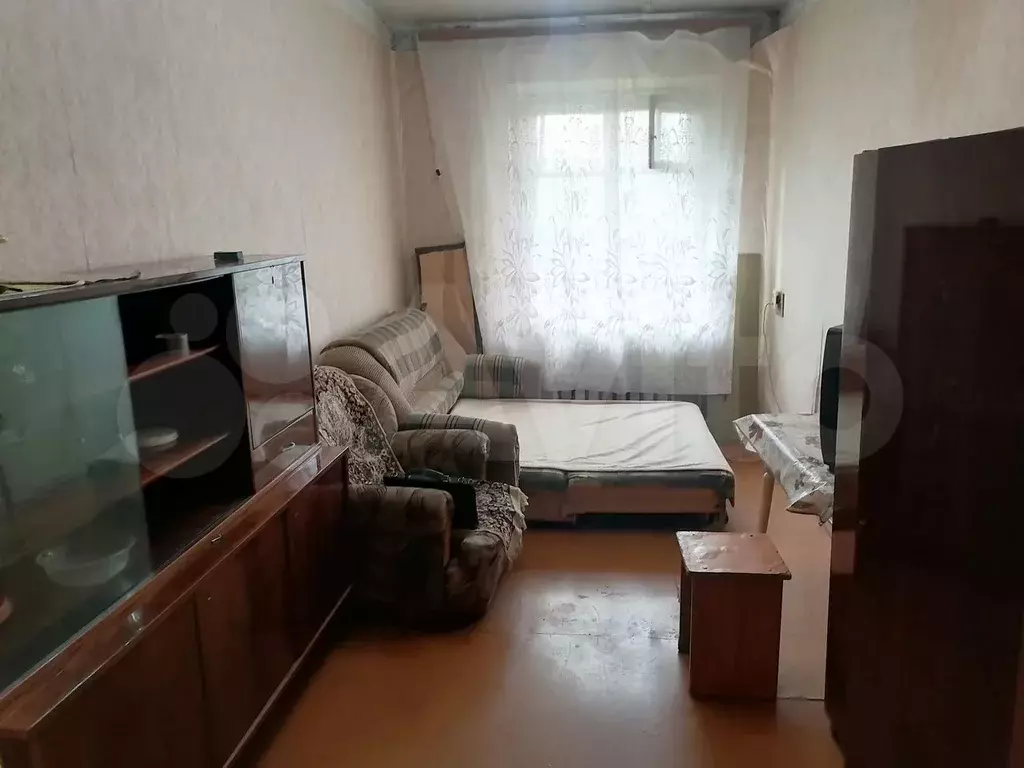 Комната 14 м в 3-к., 4/4 эт. - Фото 0