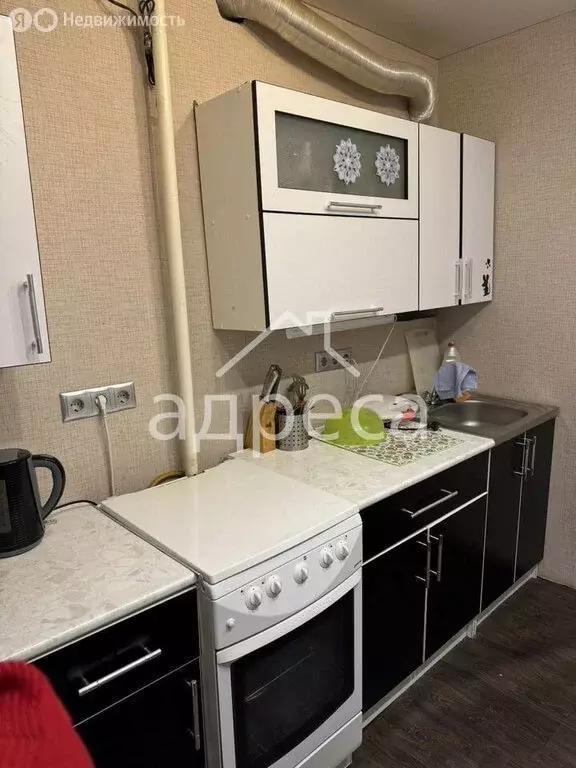 3-комнатная квартира: Самара, Землянский проезд, 10 (61.8 м) - Фото 1