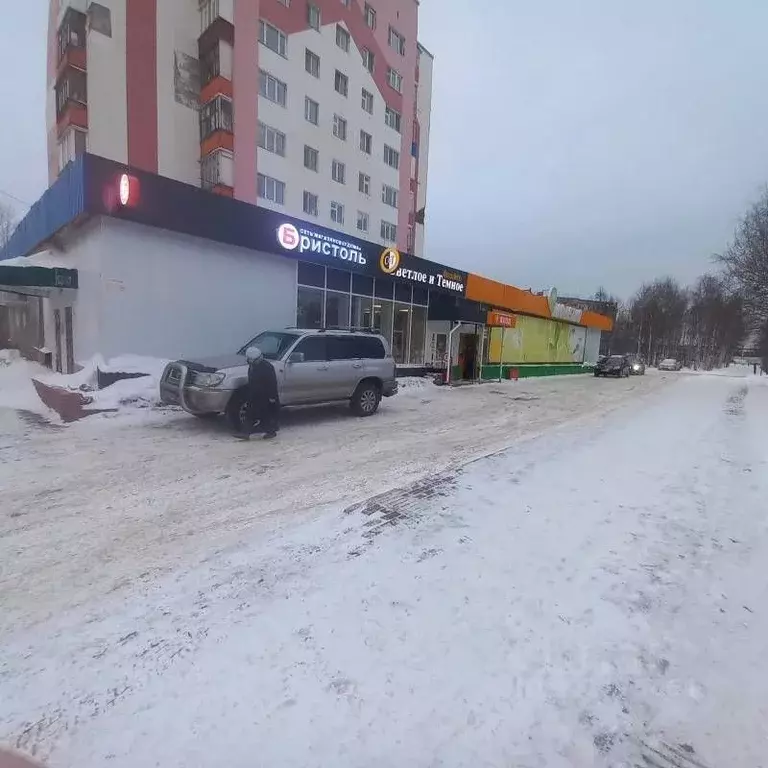 Помещение свободного назначения в Ханты-Мансийский АО, Сургут ул. ... - Фото 1