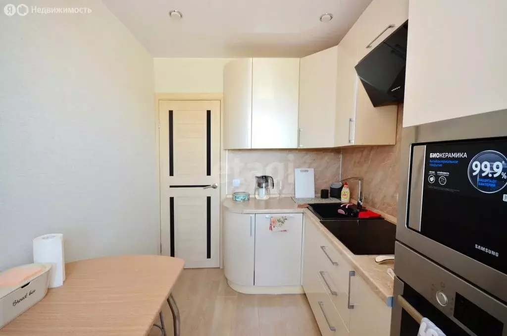 3-комнатная квартира: Ялуторовск, улица Якушкина, 15 (56.3 м) - Фото 2