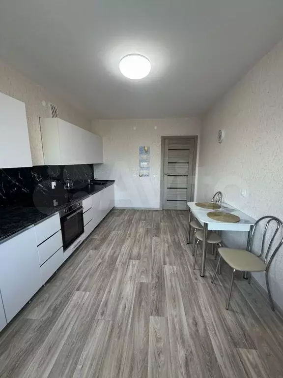2-к. квартира, 61 м, 9/9 эт. - Фото 0