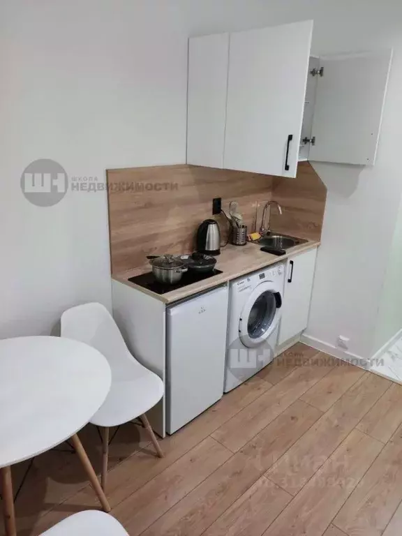 Комната Санкт-Петербург Дегтярный пер., 6Б (16.0 м) - Фото 0