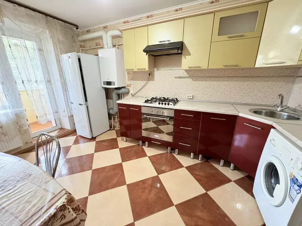 2-к кв. Брянская область, Брянск ул. Челюскинцев, 11 (58.0 м) - Фото 1