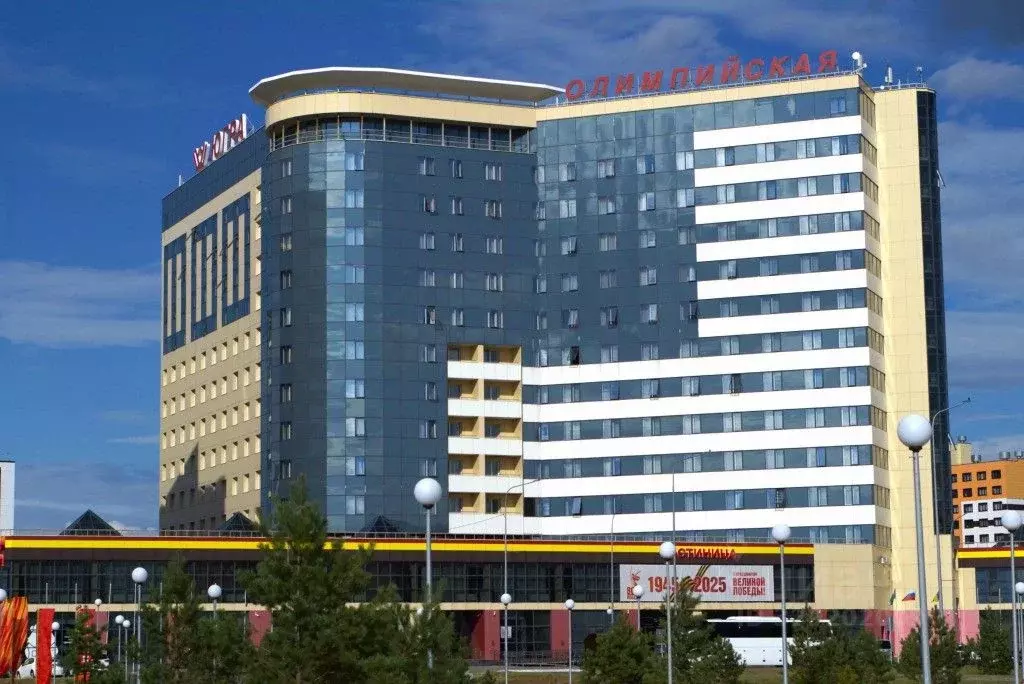 Комната Ханты-Мансийский АО, Ханты-Мансийск ул. Энгельса, 45 (10.0 м) - Фото 1