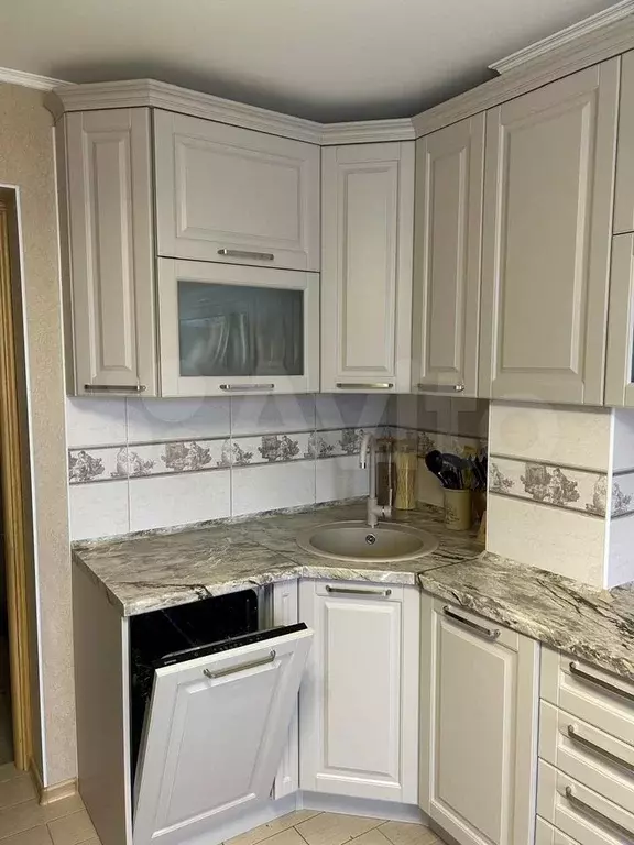 3-к. квартира, 79 м, 2/7 эт. - Фото 1