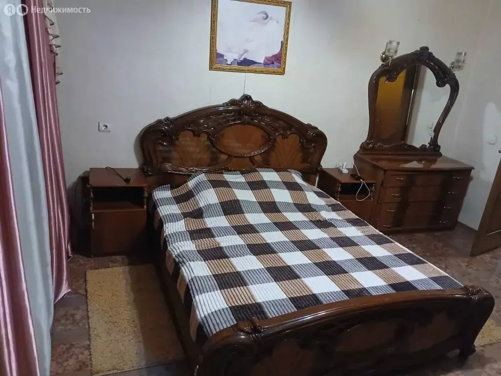 4-комнатная квартира: Сковородино, Красноармейская улица, 1 (72.7 м) - Фото 1