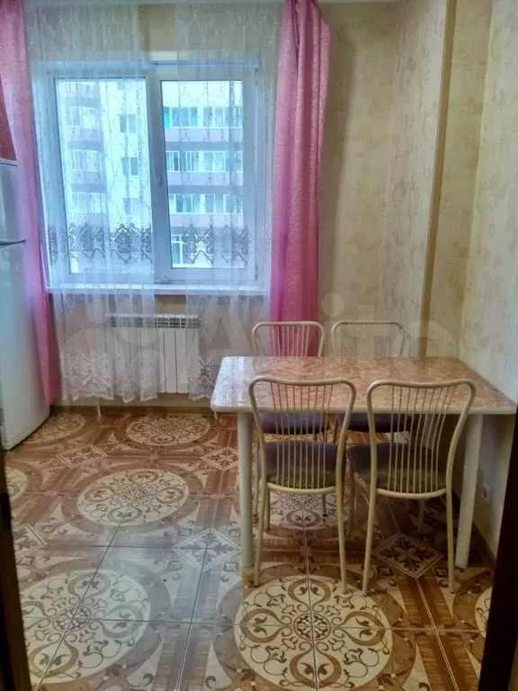 2-к. квартира, 56 м, 2/25 эт. - Фото 1