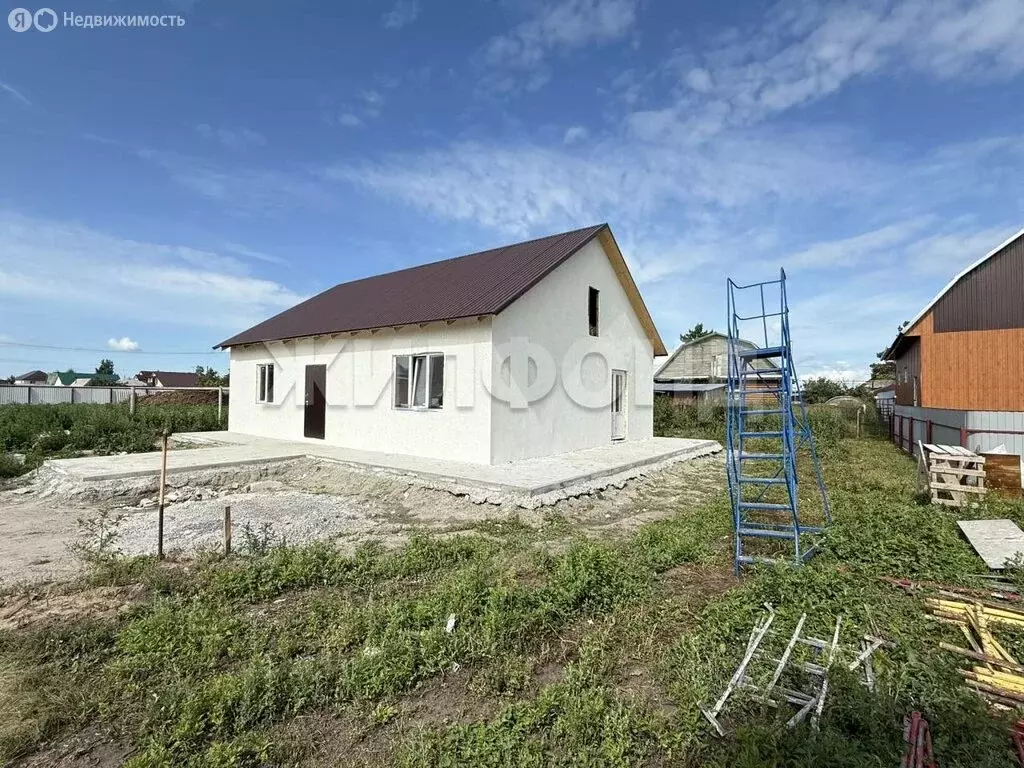 Дом в Прокудское, Политотдельская улица (100 м) - Фото 0