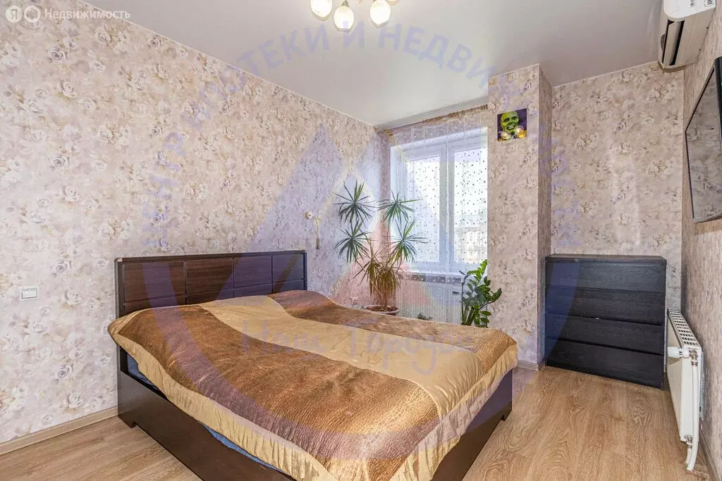 3-комнатная квартира: Курган, улица Куйбышева, 15 (89 м) - Фото 1