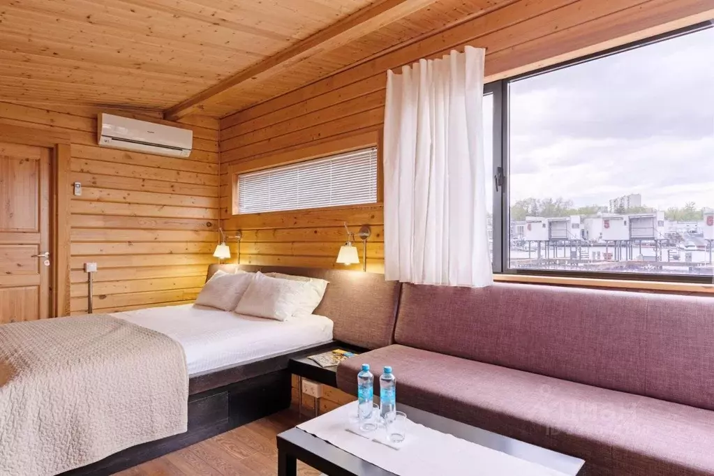 Дом в Московская область, Долгопрудный Набережная ул., 18 (16 м) - Фото 1