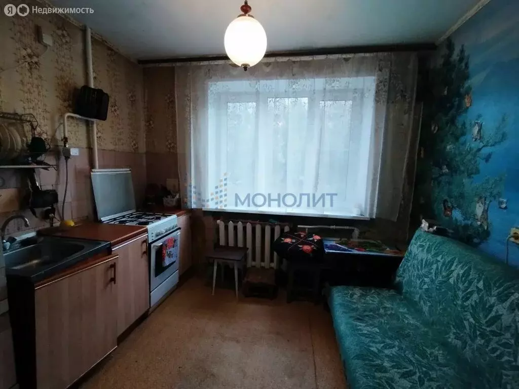3-комнатная квартира: Нижний Новгород, улица Старых ... - Фото 0