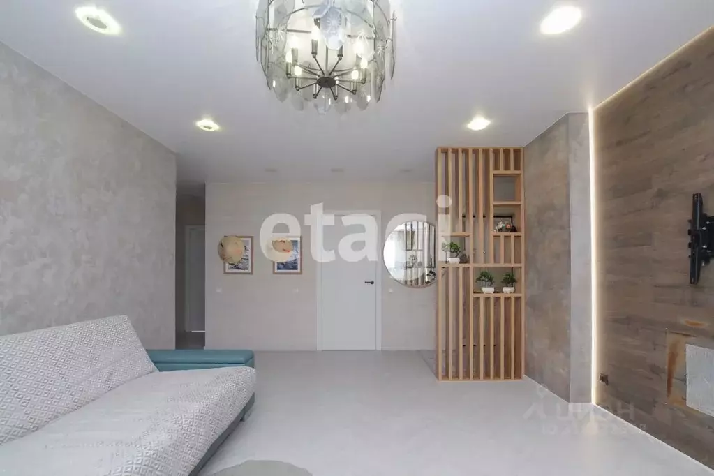 3-к кв. Красноярский край, Красноярск Караульная ул., 82 (78.7 м) - Фото 0