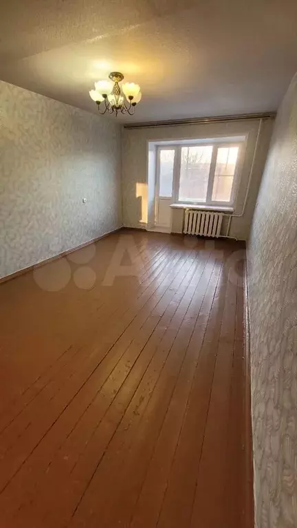 1-к. квартира, 35м, 4/10эт. - Фото 1