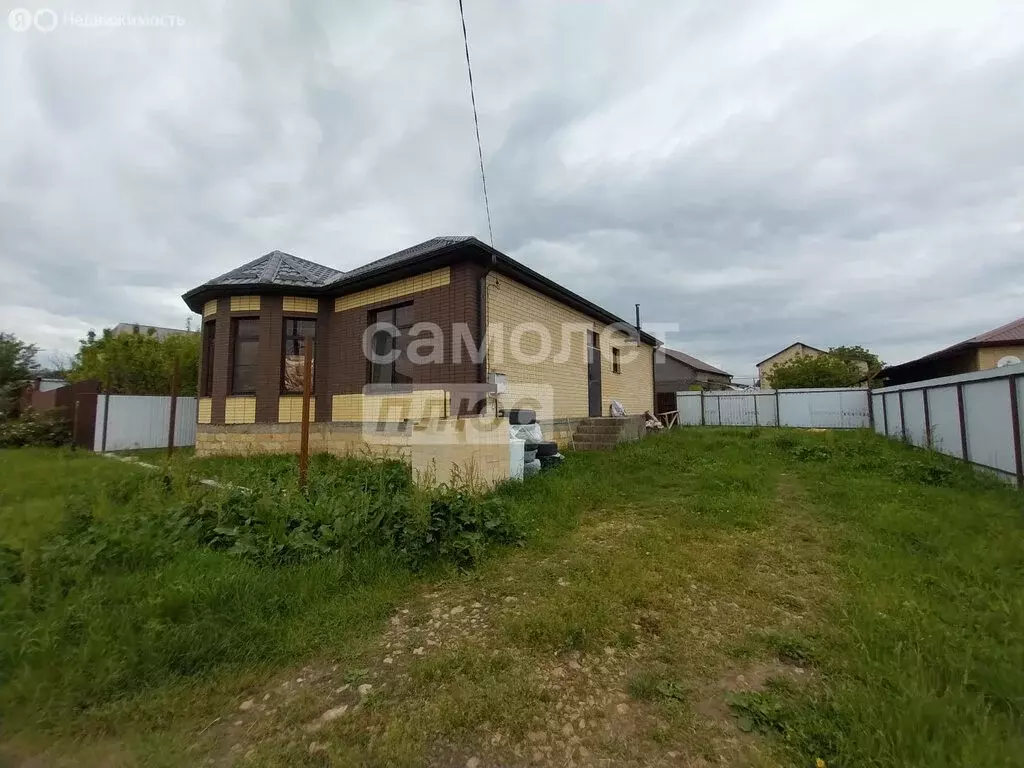 Дом в Михайловск, Обильная улица (113 м) - Фото 1