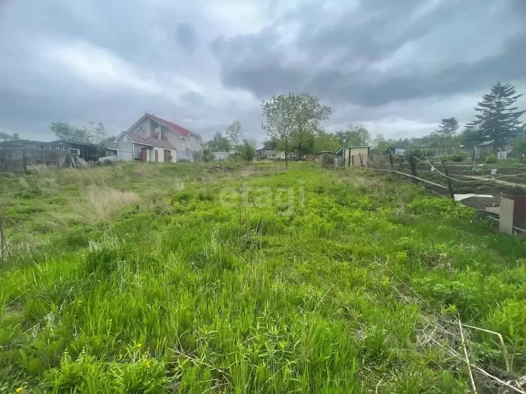 Участок в Приморский край, Владивосток Анютинская ул. (15.8 сот.) - Фото 0