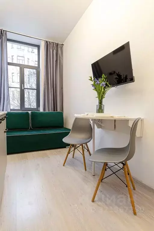 Студия Санкт-Петербург 10-я Васильевского острова линия, 5/37 (15.0 м) - Фото 1