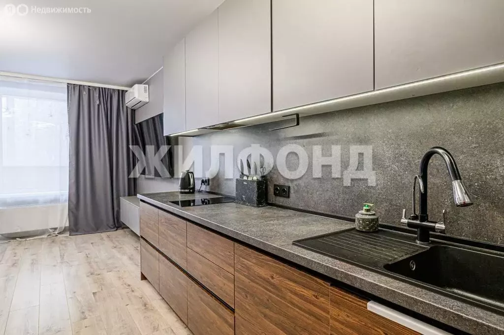 4-комнатная квартира: Новосибирск, Пригородная улица, 9 (91.9 м) - Фото 1