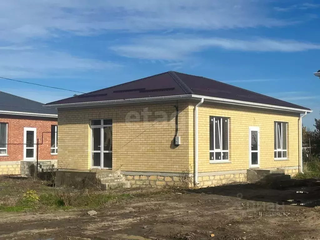 Дом в Ставропольский край, Шпаковский муниципальный округ, с. Надежда ... - Фото 1