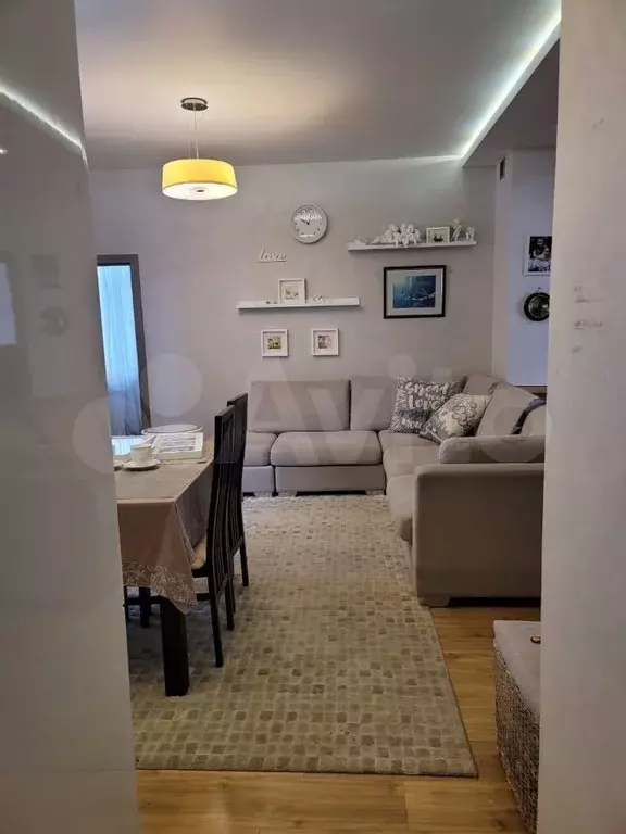 4-к. квартира, 87 м, 2/4 эт. - Фото 1