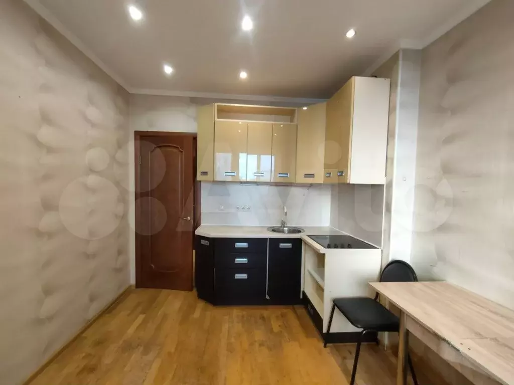 1-к. квартира, 46 м, 4/6 эт. - Фото 1