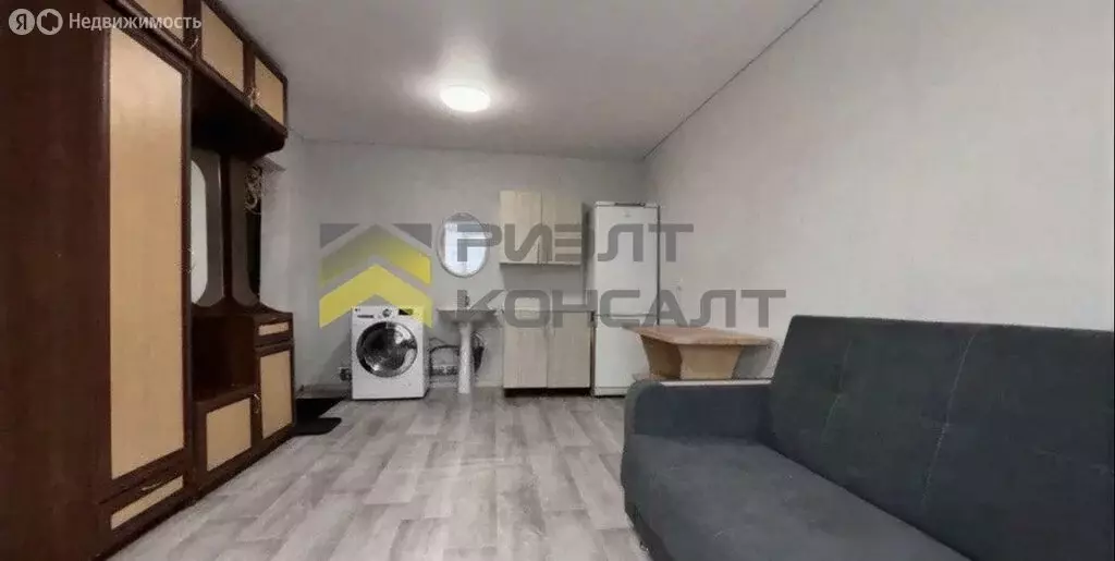 Квартира-студия: Омск, улица Куйбышева, 138А (19 м) - Фото 1