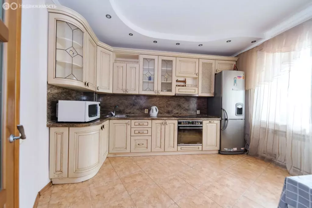 2-комнатная квартира: Благовещенск, Зейская улица, 212 (81 м) - Фото 0
