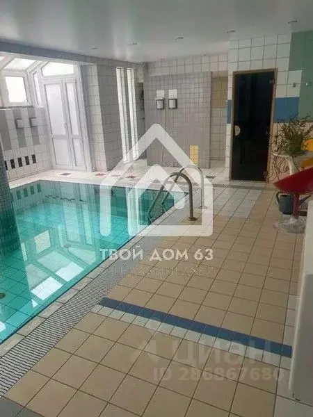Дом в Самарская область, Самара Демократическая ул. (360 м) - Фото 1