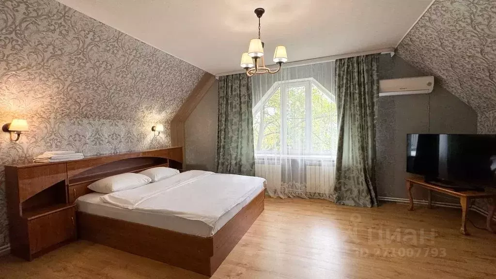 Дом в Ростовская область, Каменск-Шахтинский ул. Танкистов, 176 (135 ... - Фото 2