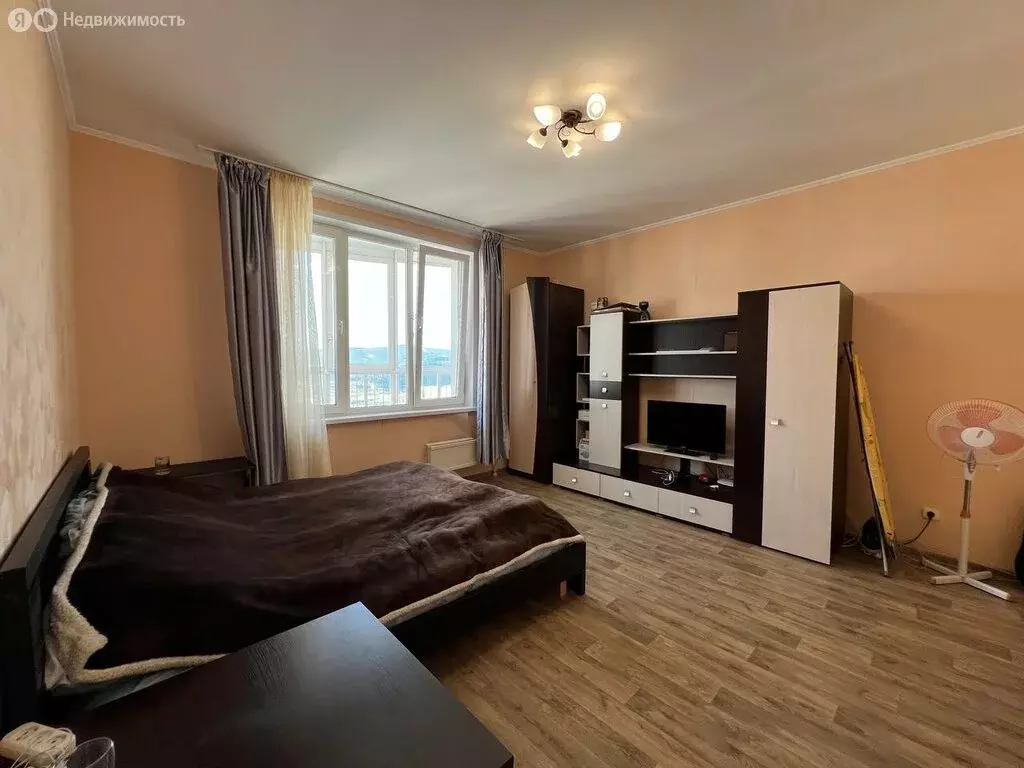 1-комнатная квартира: Красноярск, улица Борисова, 38 (35.6 м) - Фото 0