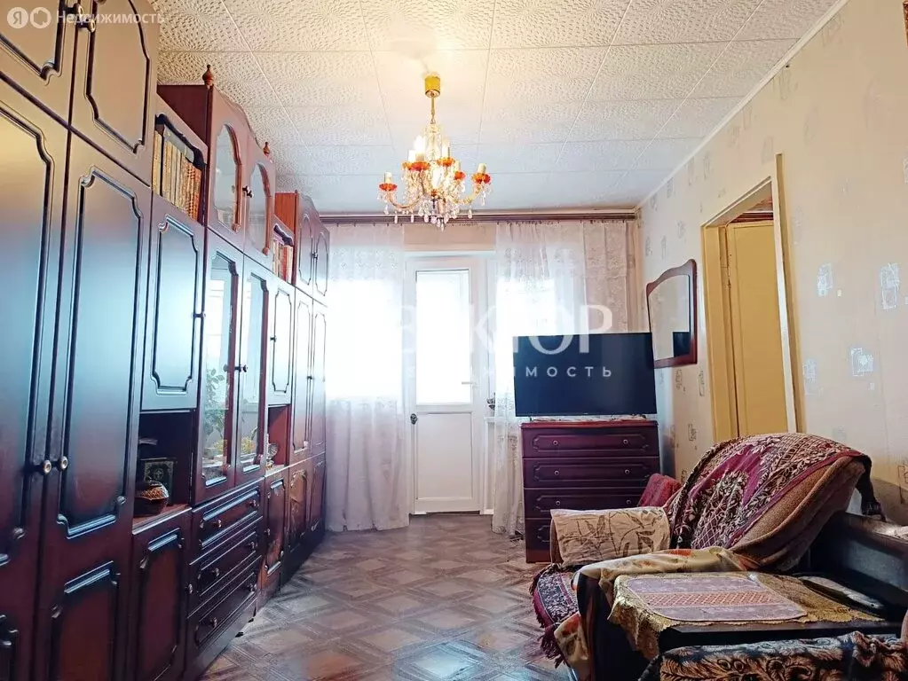 3-комнатная квартира: Иваново, проспект Строителей, 102 (56 м) - Фото 1