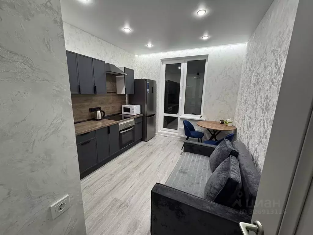 1-к кв. Татарстан, Казань ул. Мансура Хасанова, 15 (35.7 м) - Фото 2