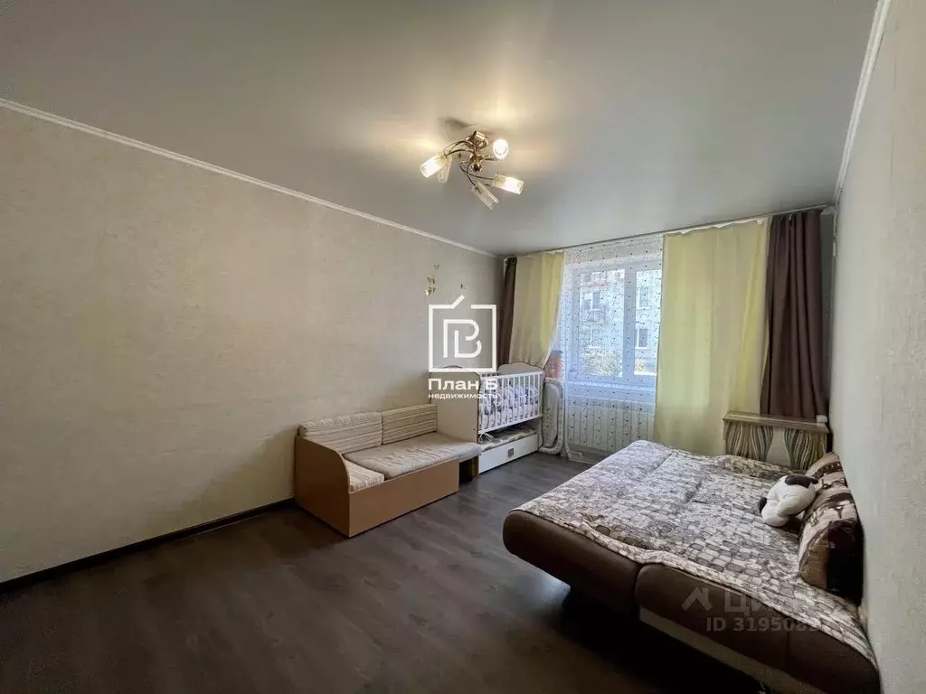 2-к кв. Калужская область, Калуга ул. Братьев Луканиных, 13 (47.9 м) - Фото 0