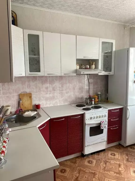 3-к кв. Тюменская область, Тобольск 7А мкр, 7А (64.6 м) - Фото 0