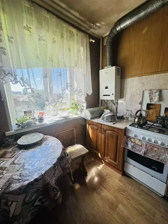 1-к. квартира, 40 м, 4/5 эт. - Фото 1