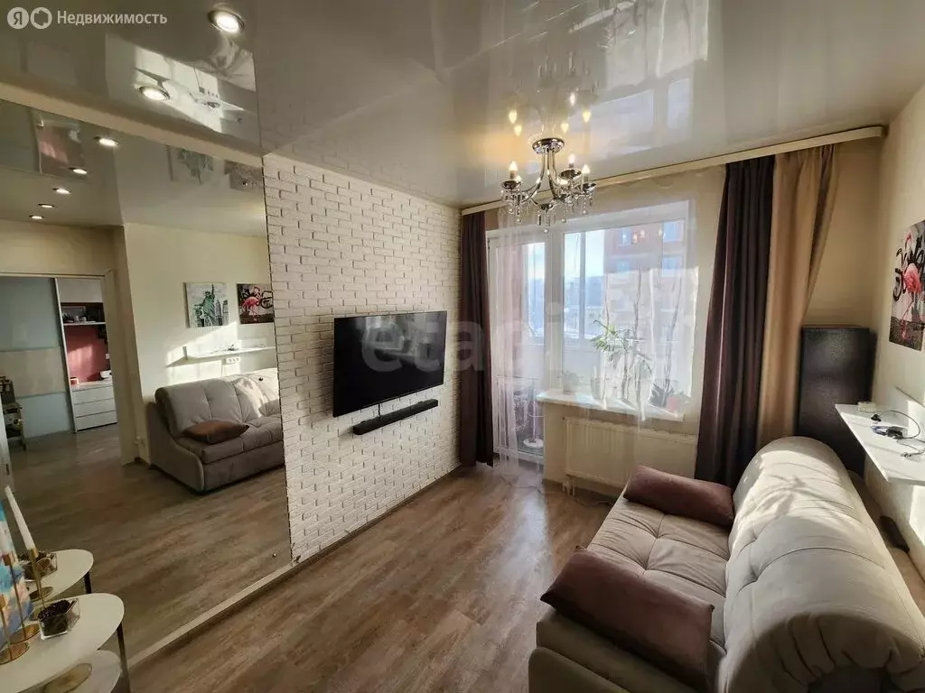 1-комнатная квартира: Сыктывкар, улица Клары Цеткин, 10 (36.7 м) - Фото 1