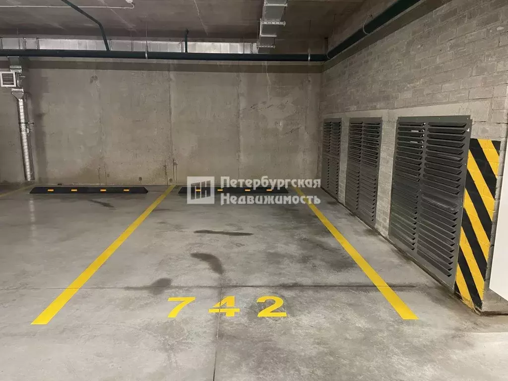 Гараж в Санкт-Петербург Светлановский просп., 8 (13 м) - Фото 1